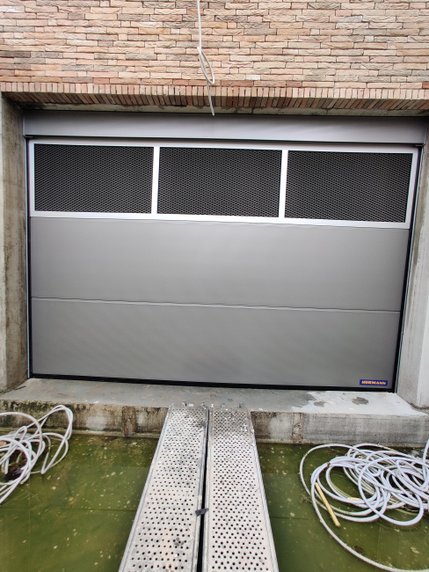 Industriële garagepoorten - 22
